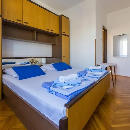 Zeljka 2 3* Crikvenica