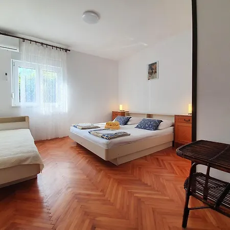 Guest house Zeljka 2 3*